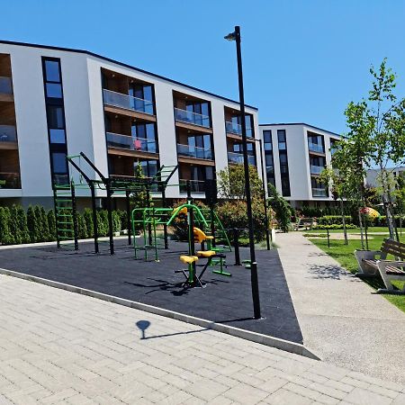 Raya Apartment Atlantis Atmosphere Burgas City Exterior foto