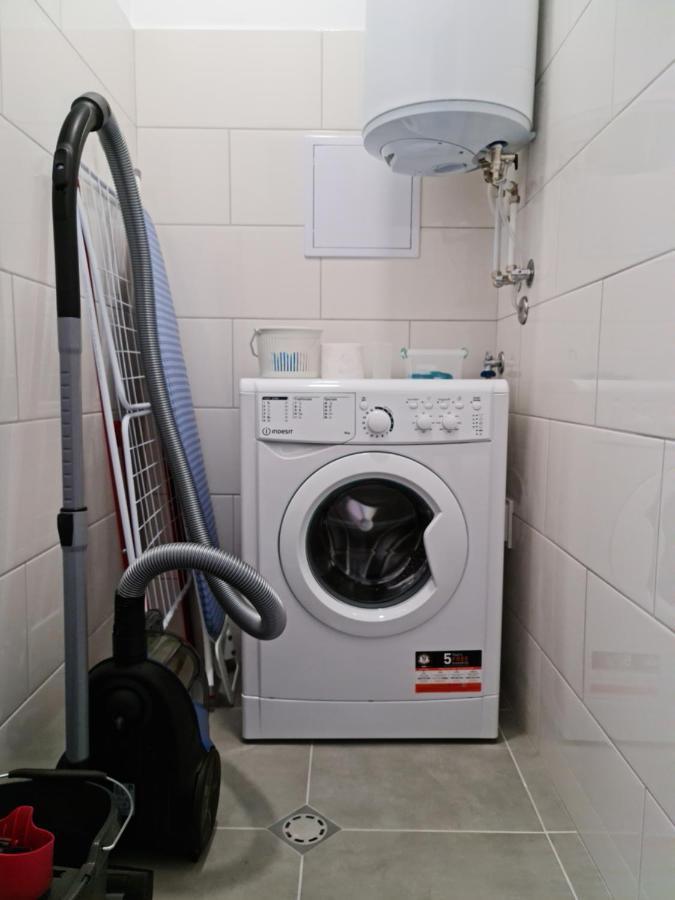 Raya Apartment Atlantis Atmosphere Burgas City Exterior foto